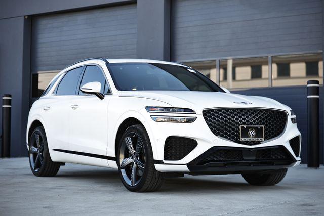 used 2022 Genesis GV70 car, priced at $37,319