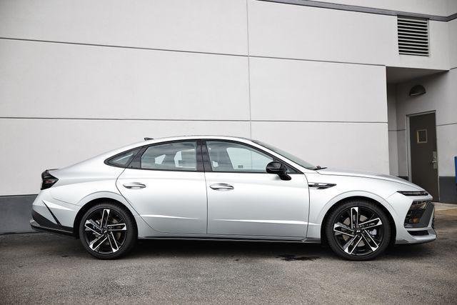 new 2025 Hyundai Sonata car, priced at $38,275