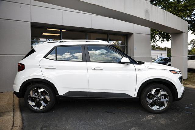 used 2025 Hyundai Venue car, priced at $22,032