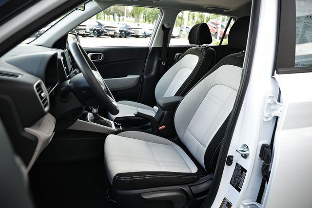 used 2025 Hyundai Venue car, priced at $22,032