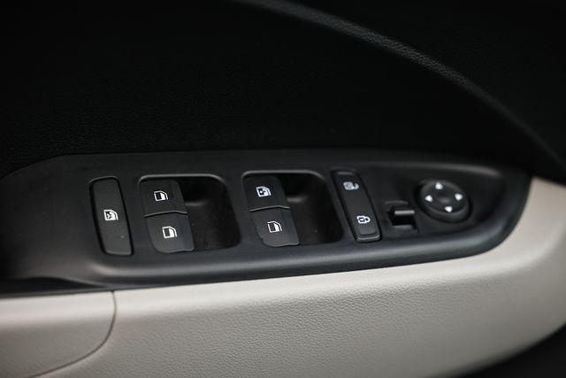 used 2025 Hyundai Venue car, priced at $22,032