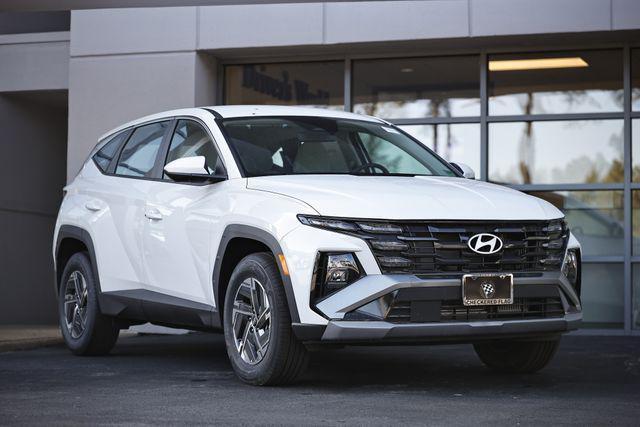 new 2026 Hyundai TUCSON Hybrid car, priced at $35,260