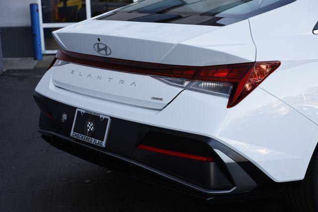 new 2025 Hyundai ELANTRA HEV car, priced at $32,065