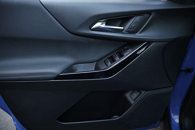 used 2025 Chevrolet Equinox car, priced at $29,135