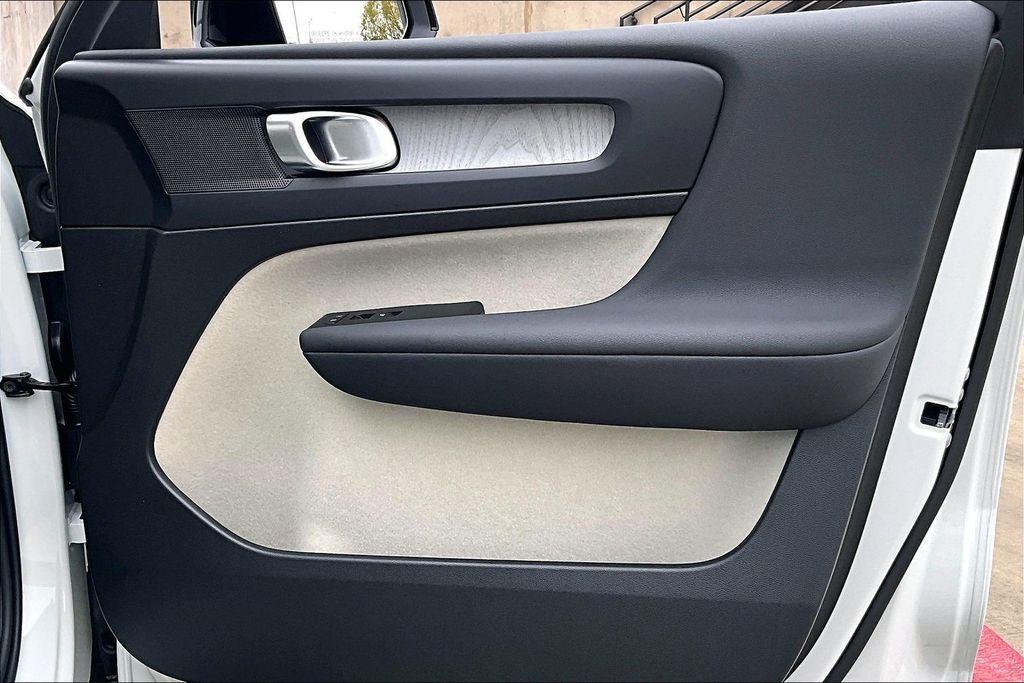 new 2026 Volvo XC40 car, priced at $47,260