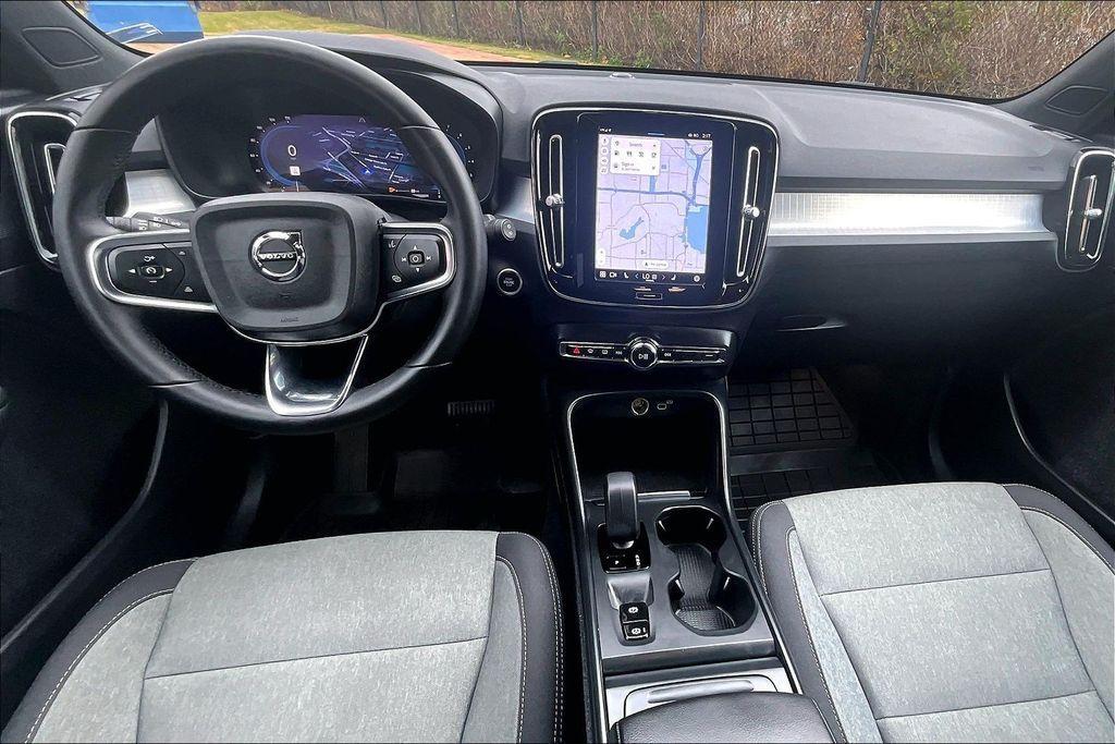 used 2023 Volvo XC40 car, priced at $28,287