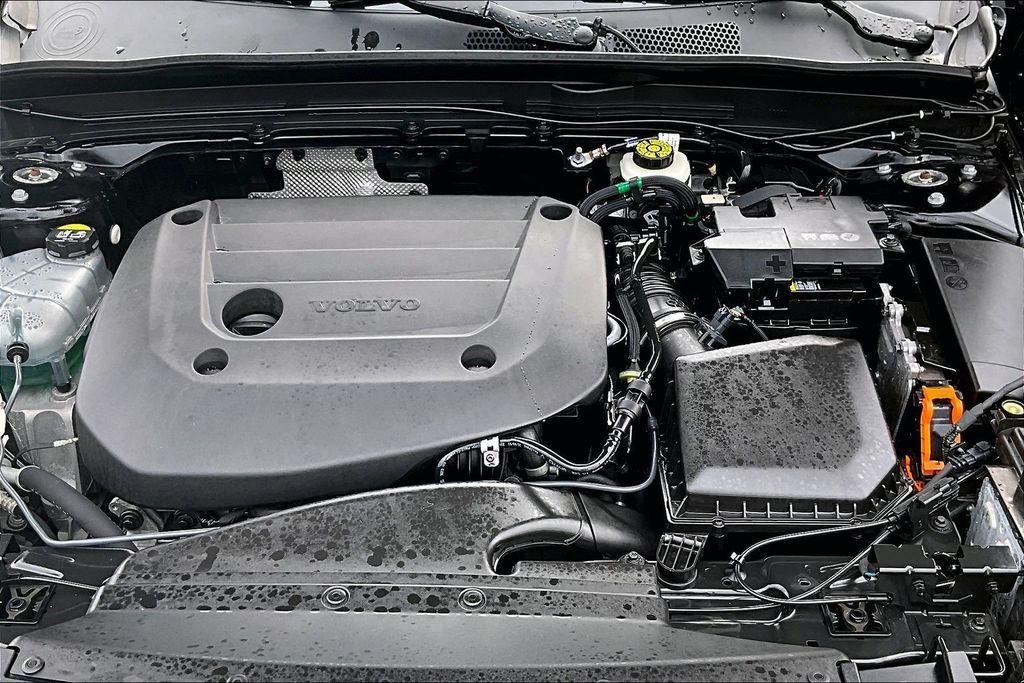 used 2023 Volvo XC40 car, priced at $28,287