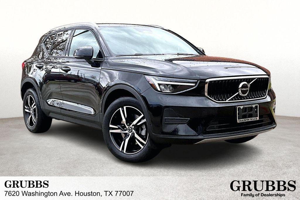 used 2023 Volvo XC40 car, priced at $28,287