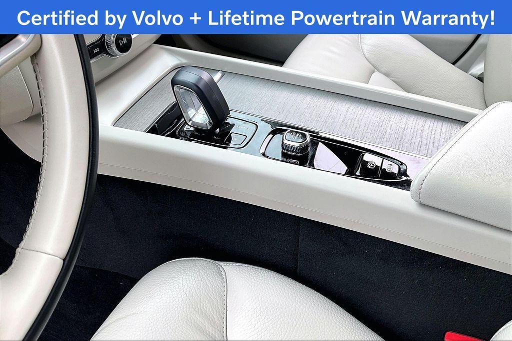 used 2023 Volvo XC60 car, priced at $32,817