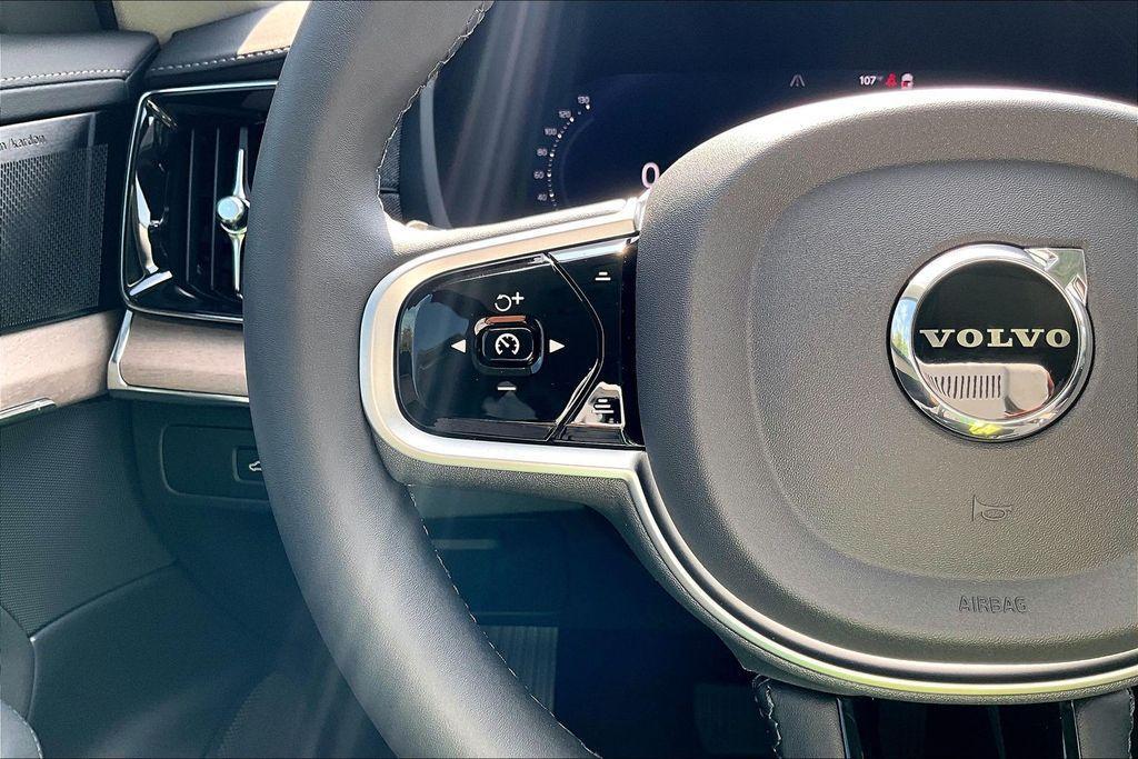 new 2026 Volvo XC90 car, priced at $73,520