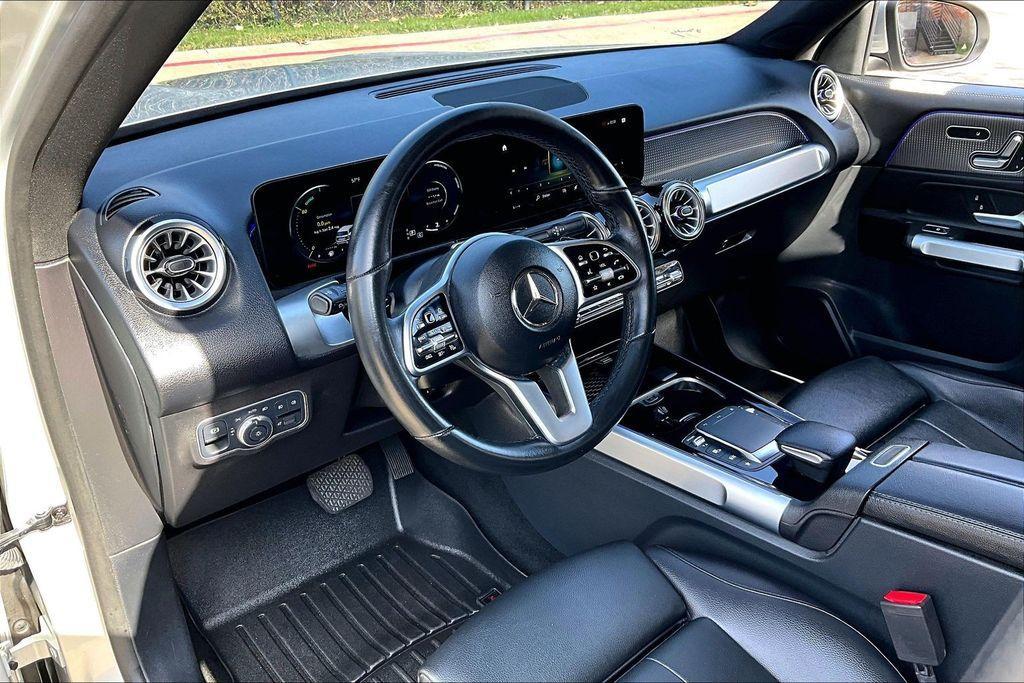 used 2022 Mercedes-Benz GLB 250 car, priced at $25,000