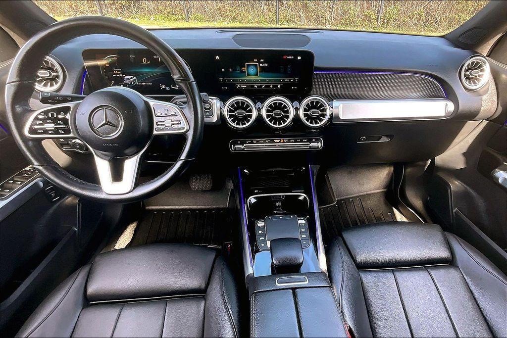 used 2022 Mercedes-Benz GLB 250 car, priced at $25,000