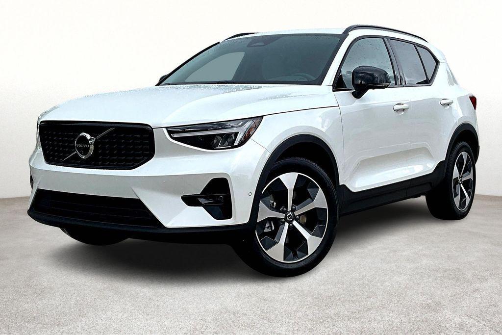 new 2026 Volvo XC40 car, priced at $46,800