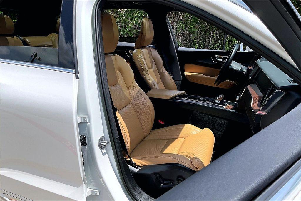 used 2023 Volvo XC60 car, priced at $32,690