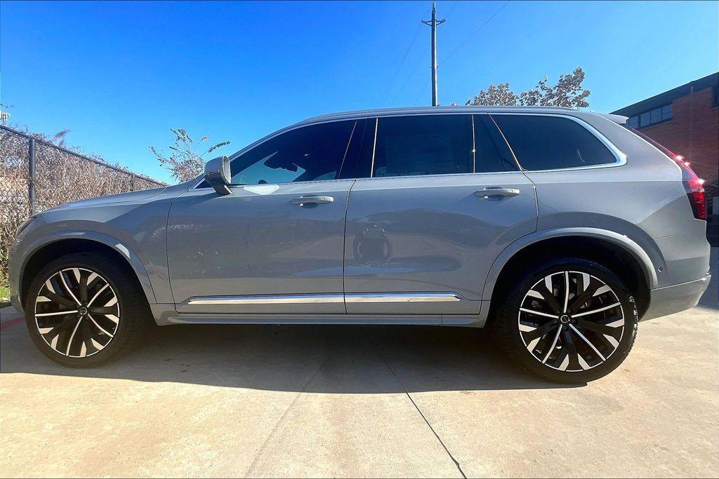 new 2026 Volvo XC90 car, priced at $76,085