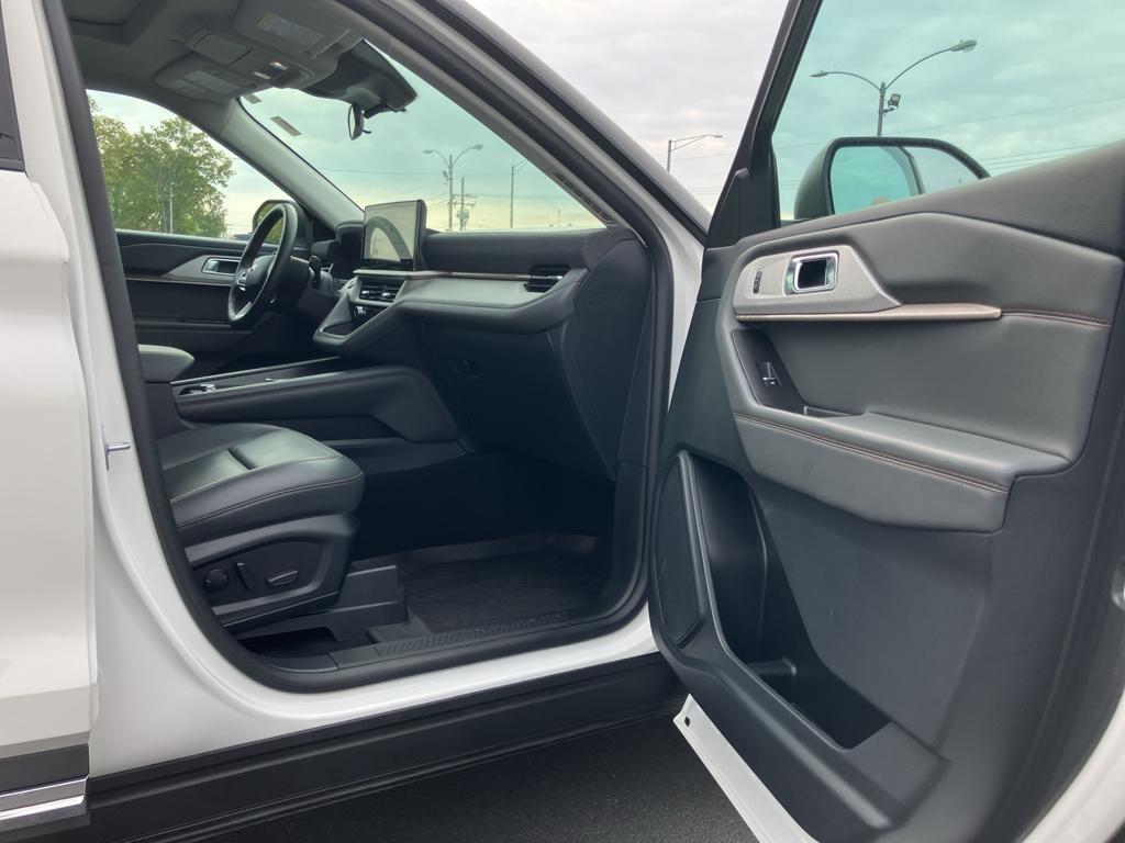 used 2025 Ford Explorer car, priced at $42,592