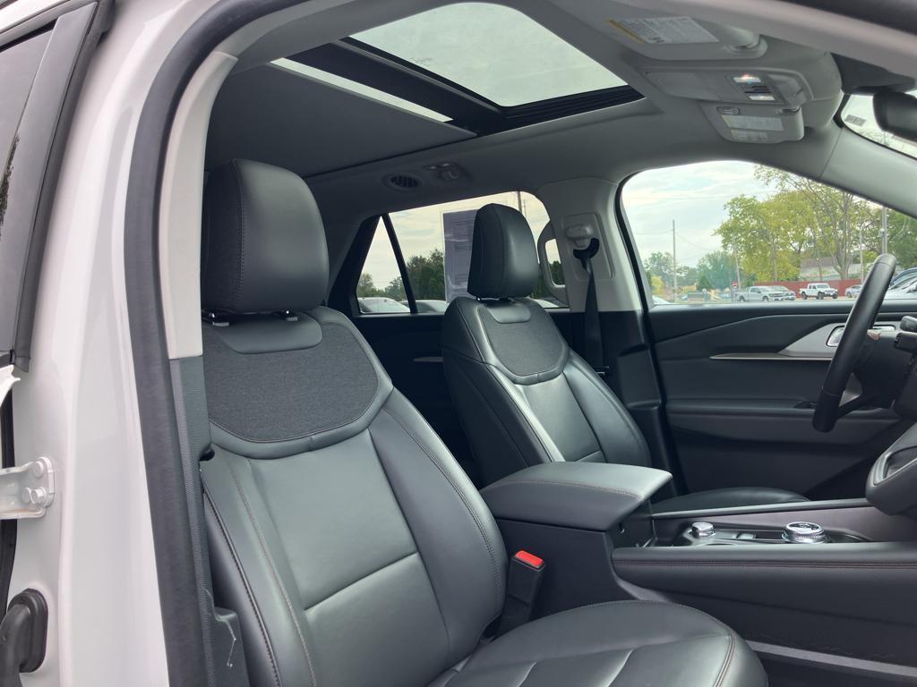 used 2025 Ford Explorer car, priced at $42,592