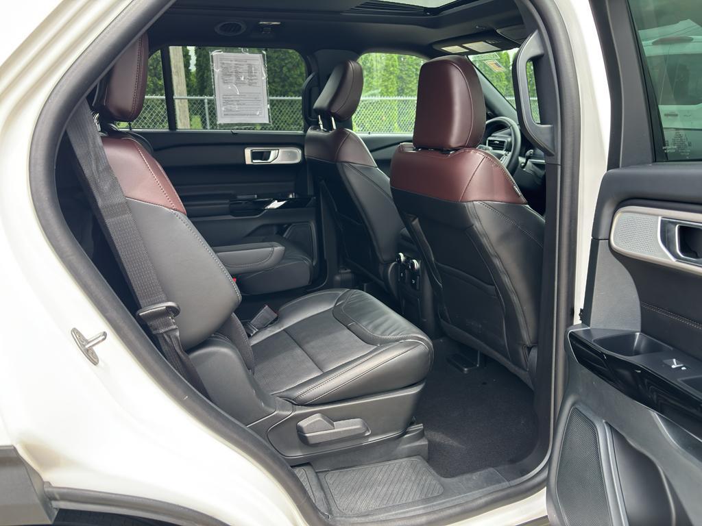 used 2024 Ford Explorer car, priced at $47,995