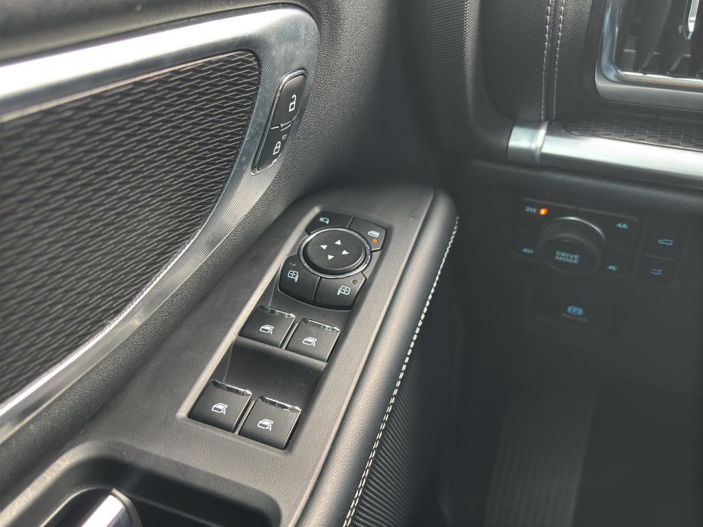used 2025 Ford Expedition Max car, priced at $75,995