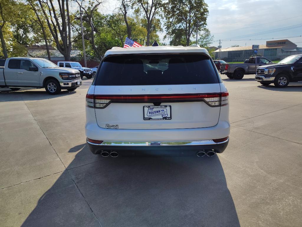 new 2025 Lincoln Aviator car, priced at $80,100
