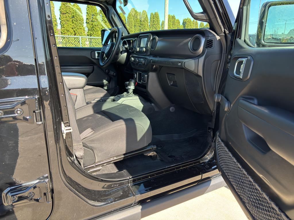 used 2021 Jeep Wrangler Unlimited car, priced at $29,591