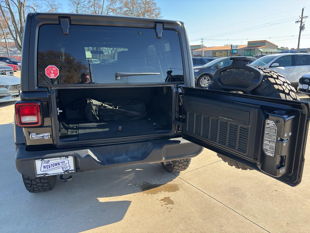 used 2021 Jeep Wrangler Unlimited car, priced at $29,591