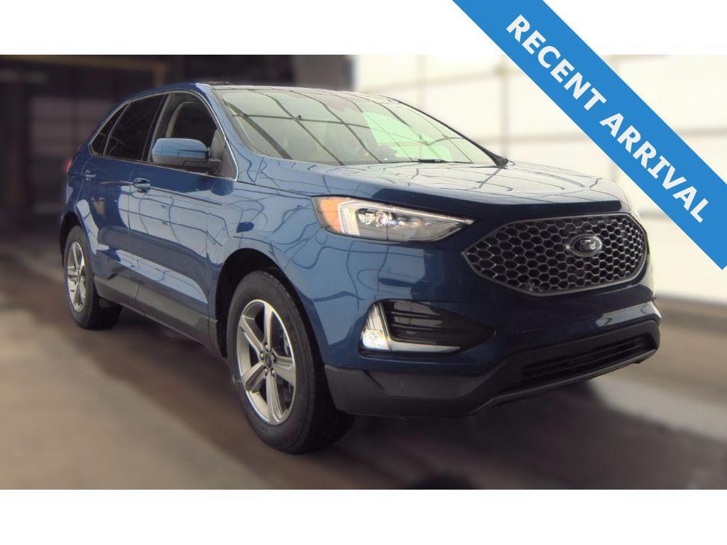 used 2024 Ford Edge car, priced at $27,993