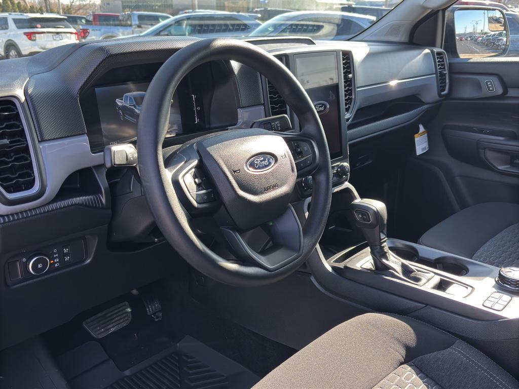 new 2025 Ford Ranger car, priced at $40,560