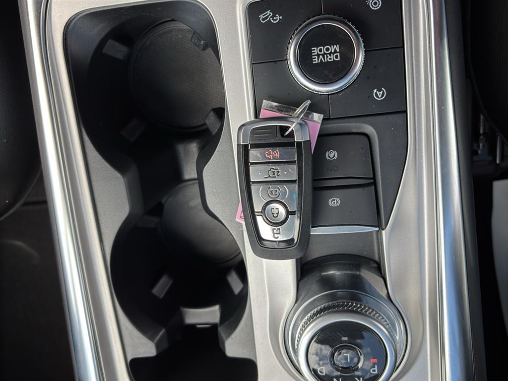 used 2024 Ford Explorer car, priced at $35,594