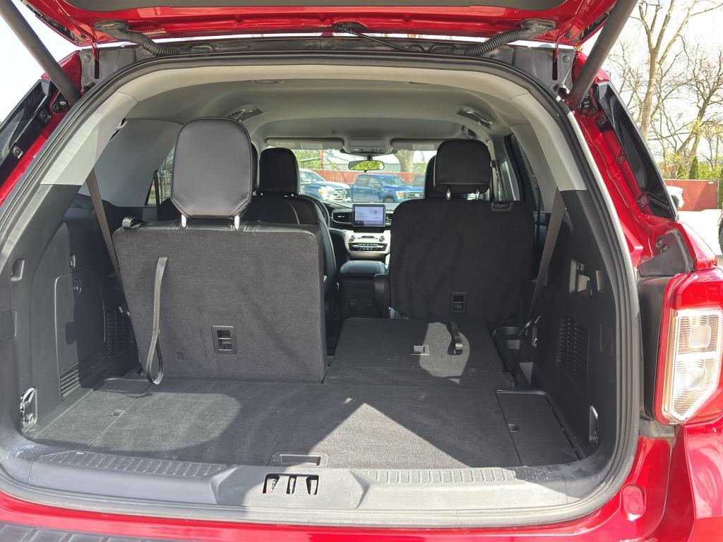 used 2024 Ford Explorer car, priced at $35,594