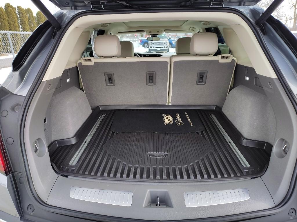 used 2020 Cadillac XT5 car, priced at $19,372