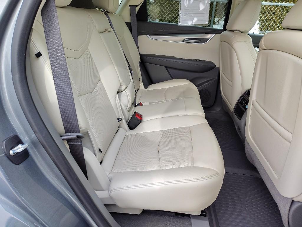 used 2020 Cadillac XT5 car, priced at $19,372