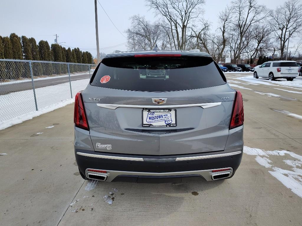 used 2020 Cadillac XT5 car, priced at $19,372