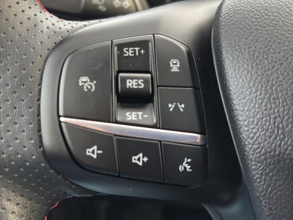 used 2023 Ford Escape car, priced at $24,992