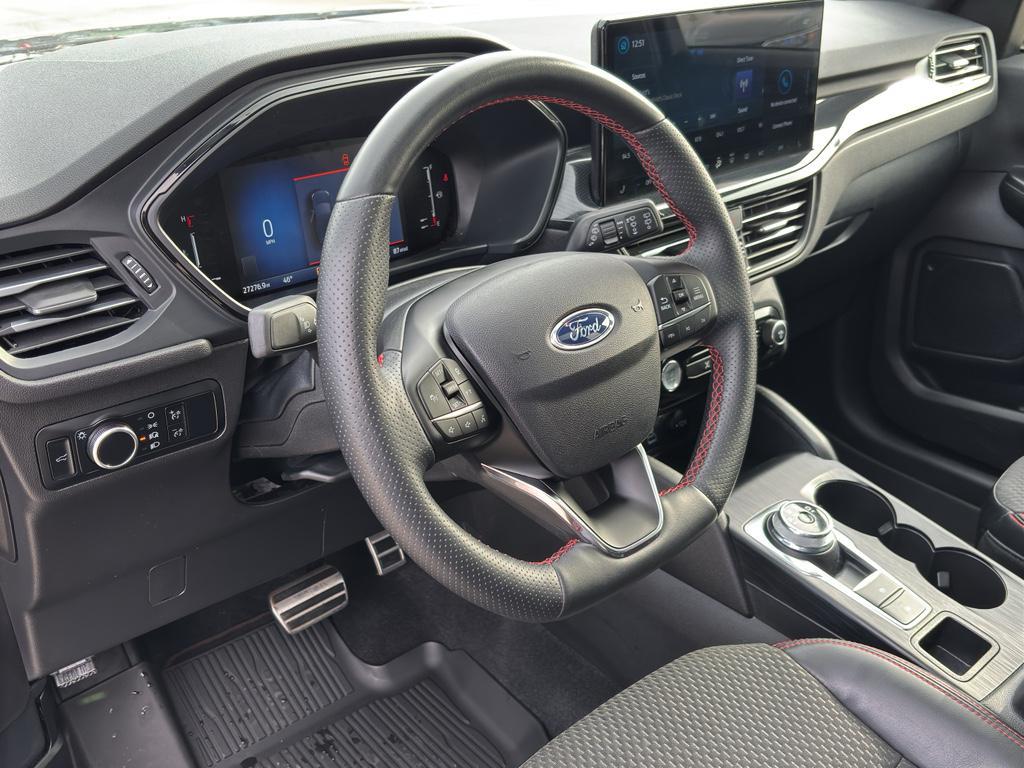 used 2023 Ford Escape car, priced at $24,992