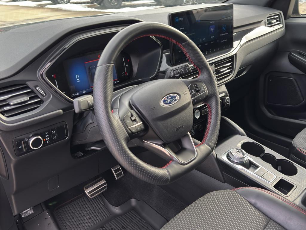 used 2023 Ford Escape car, priced at $24,992