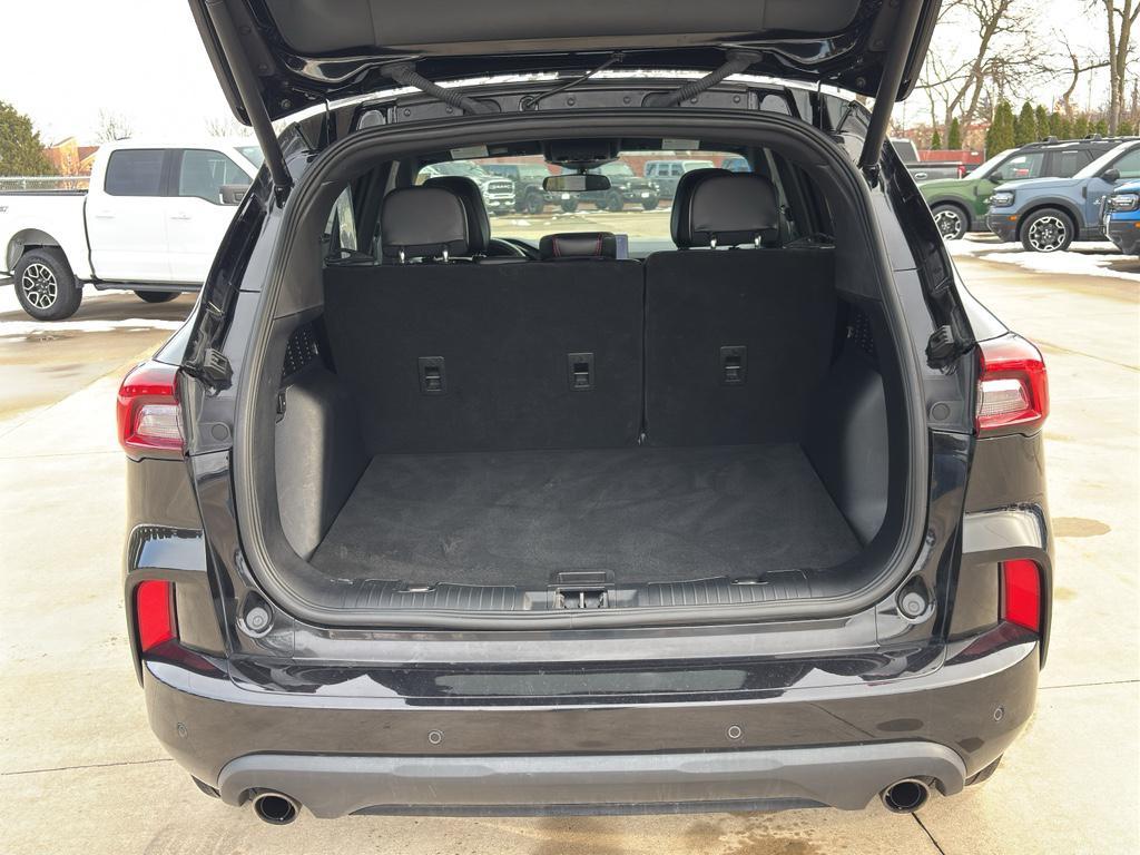 used 2023 Ford Escape car, priced at $24,992