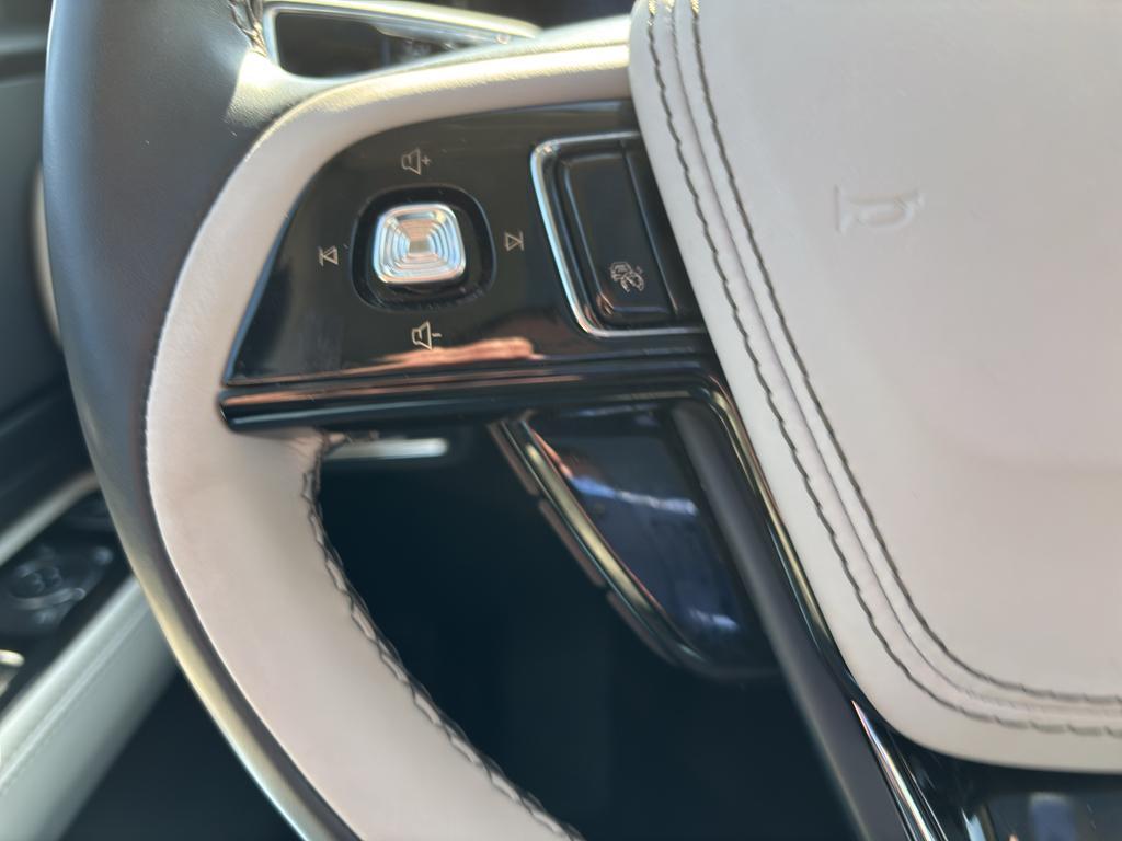 used 2025 Lincoln Aviator car, priced at $57,993