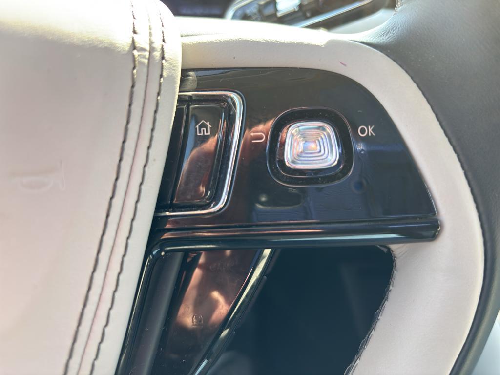 used 2025 Lincoln Aviator car, priced at $57,993