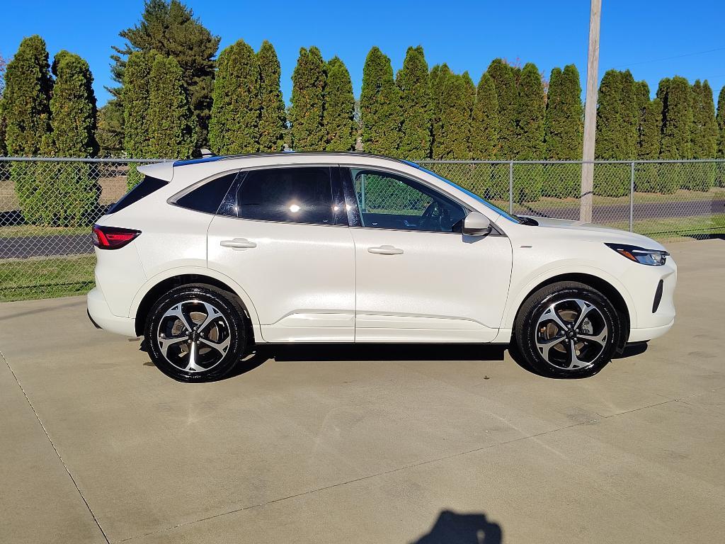 used 2024 Ford Escape car, priced at $29,651