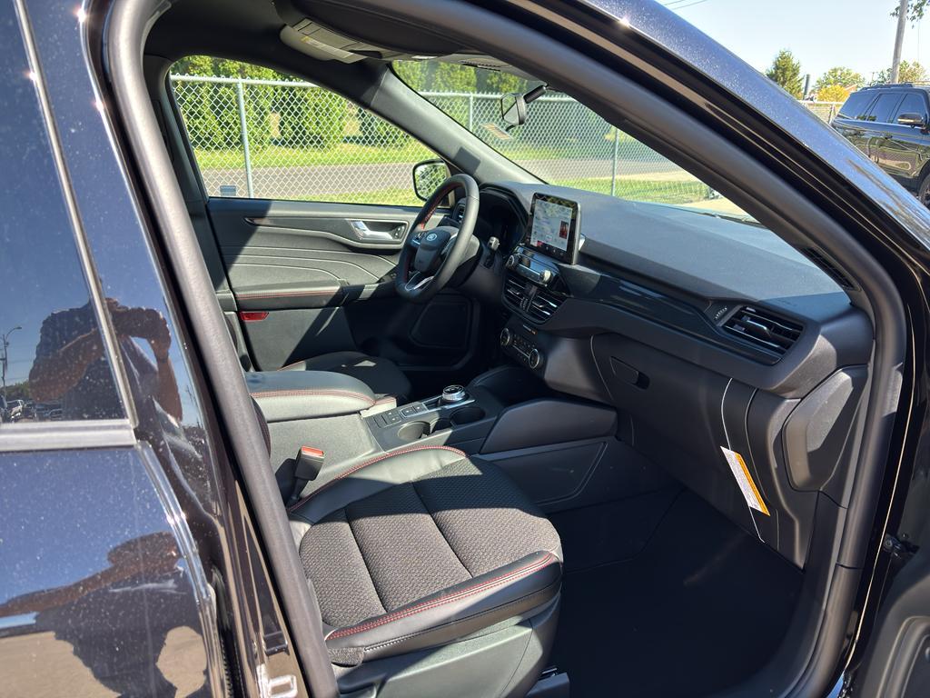 new 2026 Ford Escape car, priced at $35,925