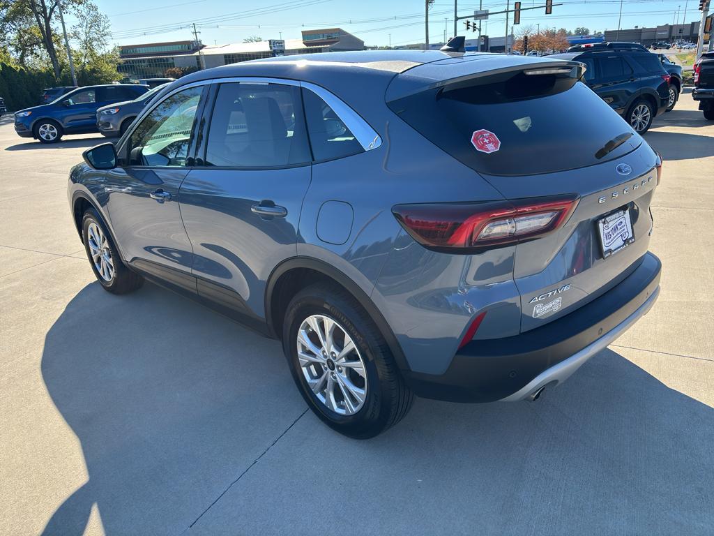 used 2023 Ford Escape car, priced at $25,991