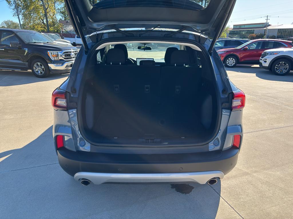 used 2023 Ford Escape car, priced at $25,991