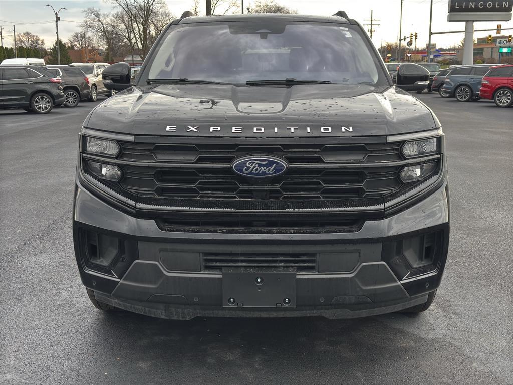 used 2025 Ford Expedition Max car, priced at $67,993