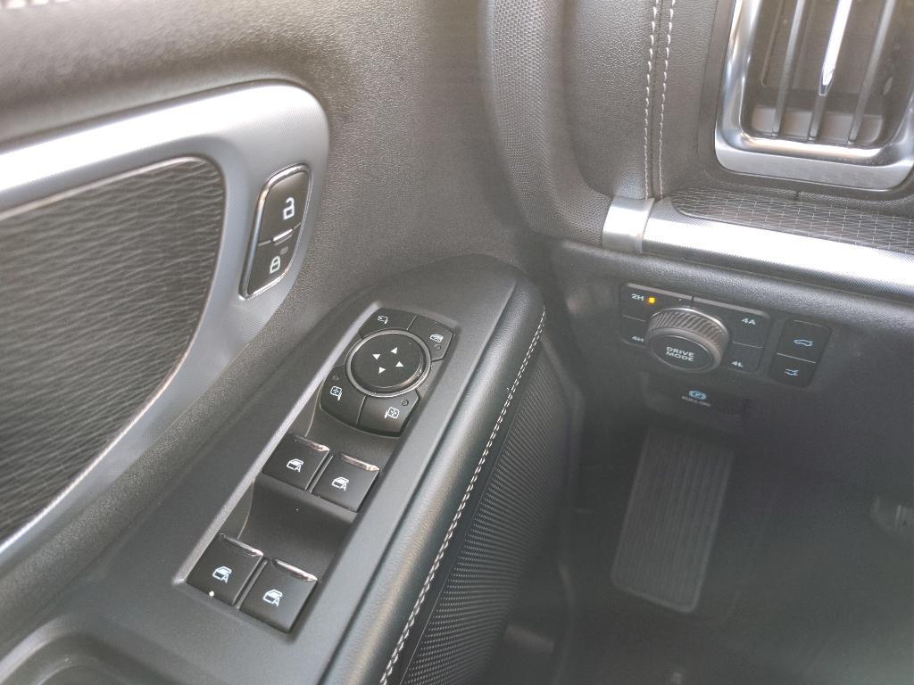 used 2025 Ford Expedition car, priced at $75,993