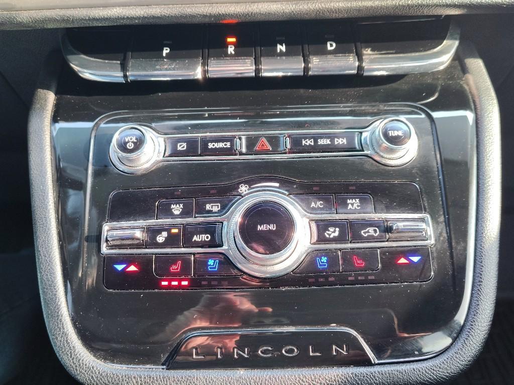 used 2022 Lincoln Corsair car, priced at $25,991