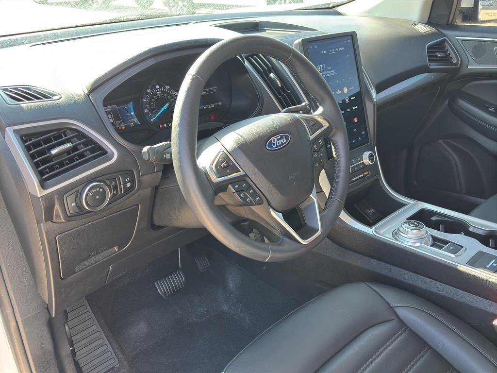 used 2024 Ford Edge car, priced at $28,594