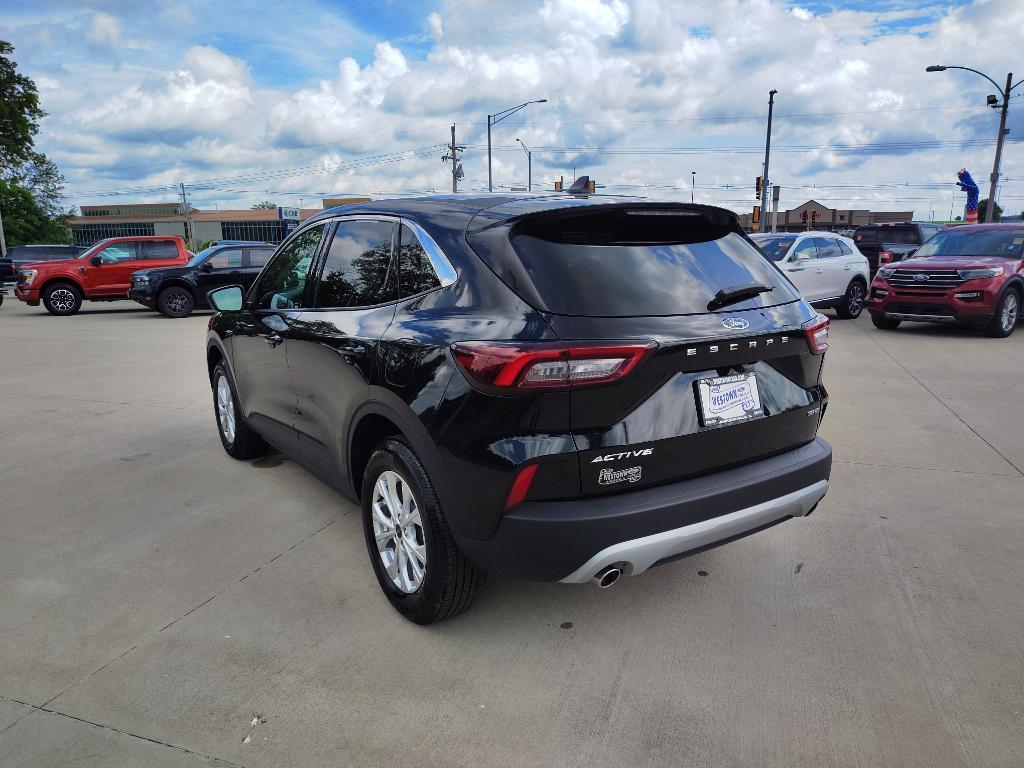 used 2024 Ford Escape car, priced at $26,992