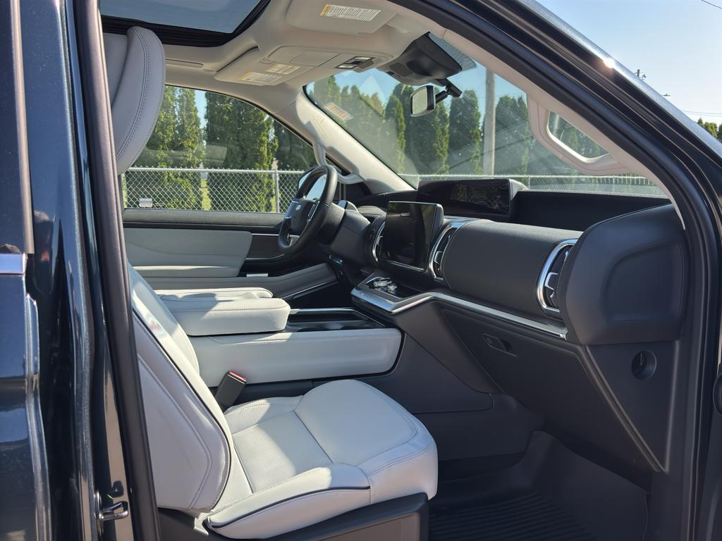 new 2026 Ford Expedition Max car, priced at $95,670