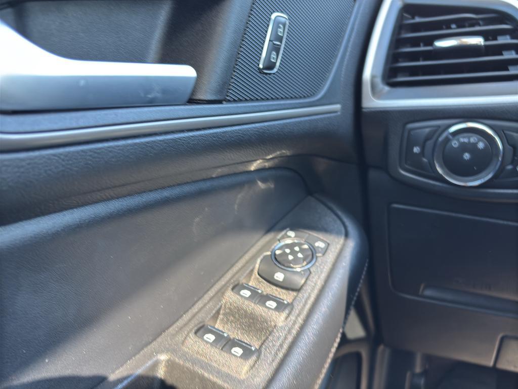 used 2024 Ford Edge car, priced at $28,593